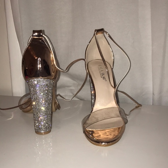 Never worn heels - Picture 3 of 3